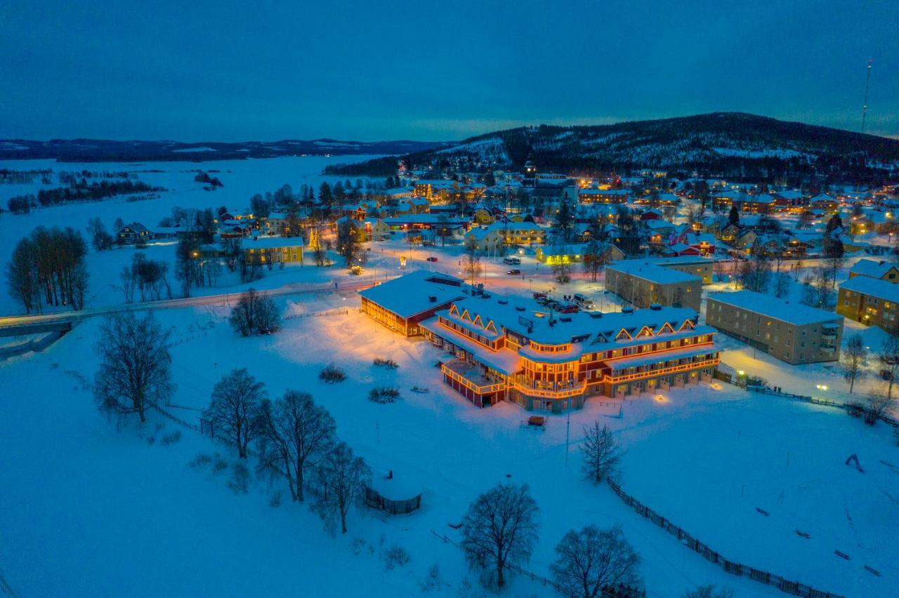 Grand Arctic Resort Överkalix エクステリア 写真